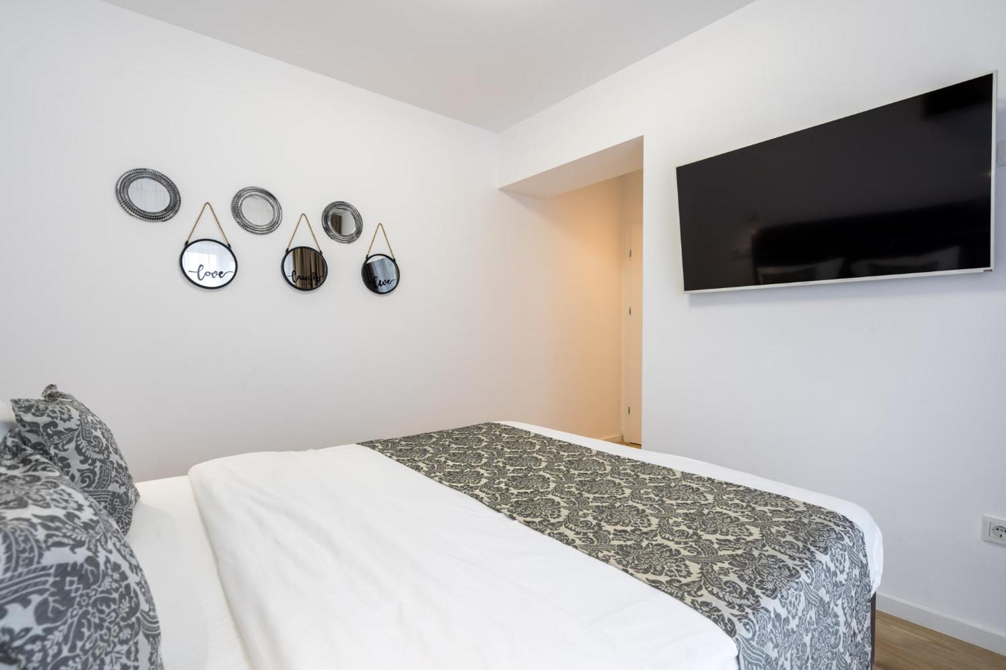 Breeze - Modern Escape In Pipera Apartment Bucharest Exterior photo